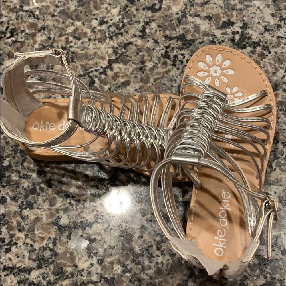 Okie Dokie Sandals
